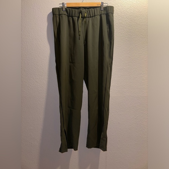 Lululemon On the Right Track Pant 10 - Picture 4 of 7